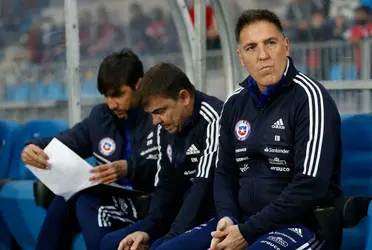 El entrenador sigue siendo muy cuestionado en su paso por la selección chilena.