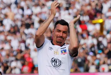 Esteban Paredes fue noticia en las últimas horas por su regreso al fútbol profesional, el exjugador albo se dio el tiempo de hablar sobre la actualidad del ‘cacique’.