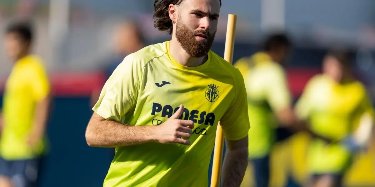 Ben Brereton fue presentado en el Villarreal de España, tras buenas temporadas en el Blackburn Rovers.