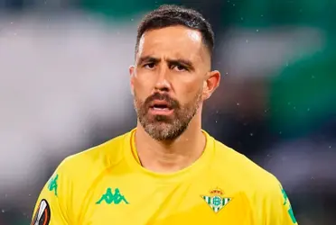 Claudio Bravo fue titular y jugó los 90' ante Glasgow Rangers en el inicio de la Europe League.