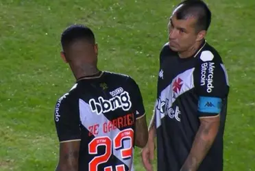 El chileno fue titular en la derrota del ‘Almirante’ ente el ‘Furacao’ por el Brasileirao.