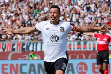 El exjugador de Colo Colo anunció su retiro en 2022, pero regresaría a un histórico club del fútbol chileno.