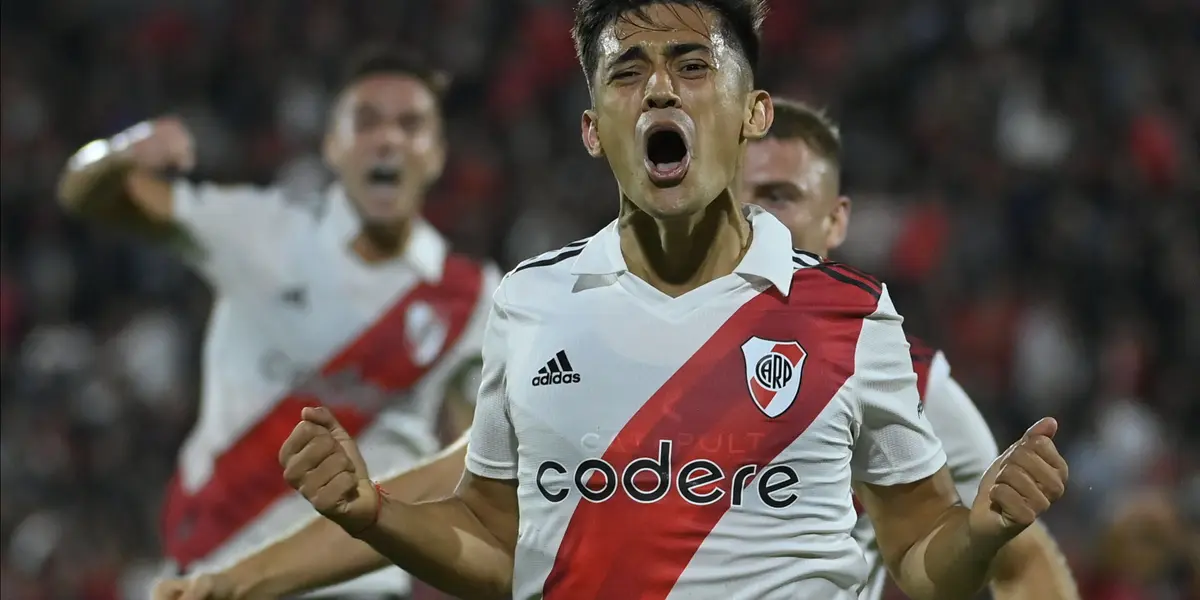 El ‘Pibe’ Solaria se consagró como campeón con River Plate en Argentina.