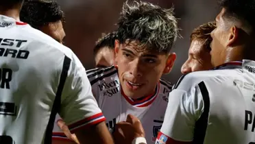 Jorge Almirón ya tiene el reemplazante de Carlos Palacios para el debut. 