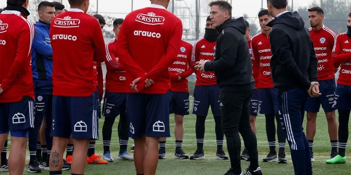 La roja Sub 23 continúa preparándose para los Juegos Panamericanos 2023 y Eduardo Berizzo dio a conocer la nómina del microciclo.