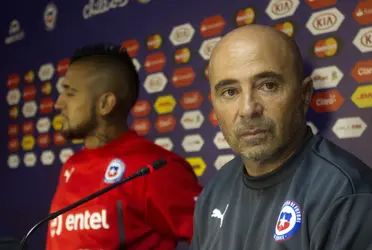 Tras el mensaje a Jorge Sampaoli, el ‘Rey’ tuvo tiempo para escribir en sus redes sociales contra los fanáticos de la ‘U’.