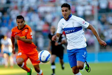 Un nuevo refuerzo arriba al fútbol chileno, sorprendiendo a la prensa deportiva e hinchas de la ‘UC’.